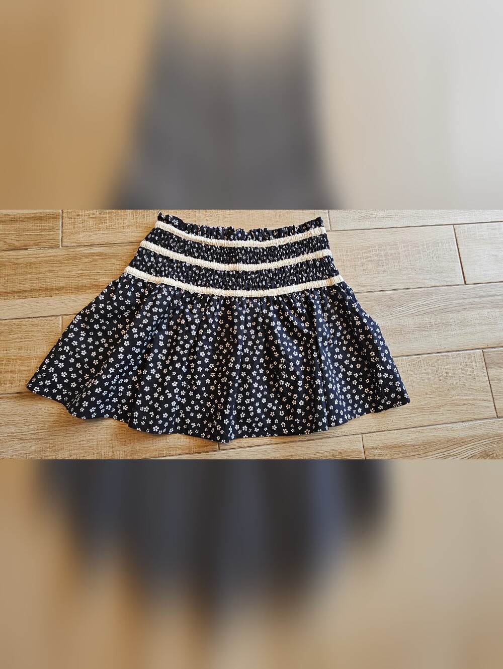 Aureum Floral Mini Skirt Womens L Black White Ditsy Cotton Smocked Waist Boho